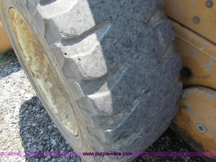 image for item J2668 1996 Case 1840 skid steer