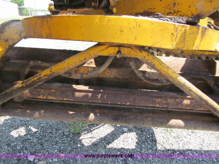 image for item J2669 1973 Caterpillar 112F motor grader