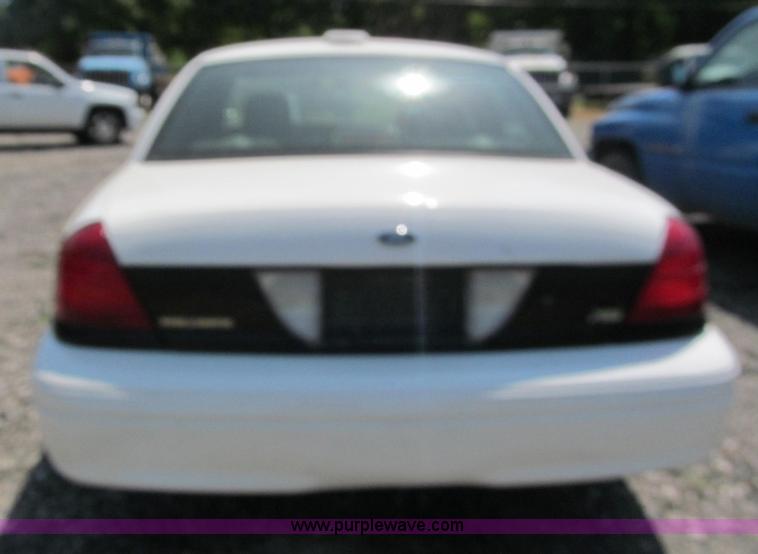 image for item J2676 2009 Ford Crown Victoria Police Interceptor