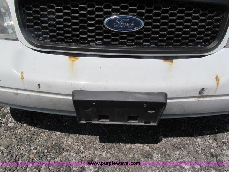 image for item J2676 2009 Ford Crown Victoria Police Interceptor