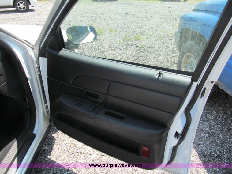 image for item J2676 2009 Ford Crown Victoria Police Interceptor