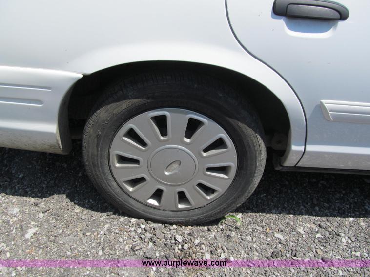 image for item J2676 2009 Ford Crown Victoria Police Interceptor