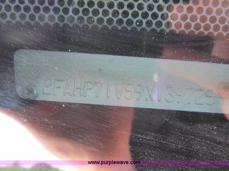 image for item J2676 2009 Ford Crown Victoria Police Interceptor