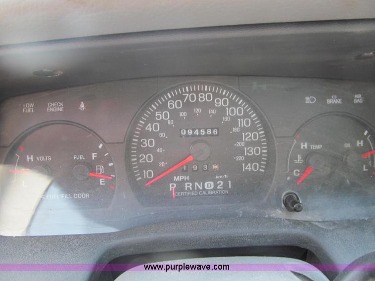 image for item J2679 2003 Ford Crown Victoria Police Interceptor