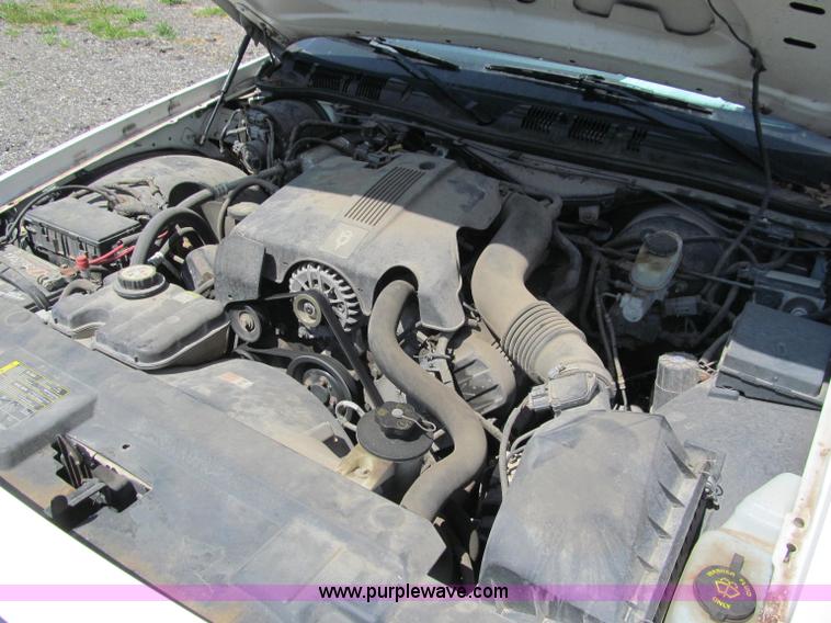 image for item J2679 2003 Ford Crown Victoria Police Interceptor