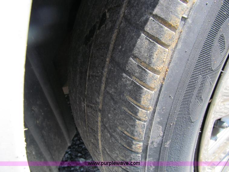 image for item J2679 2003 Ford Crown Victoria Police Interceptor