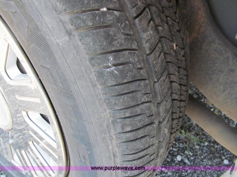 image for item J2679 2003 Ford Crown Victoria Police Interceptor