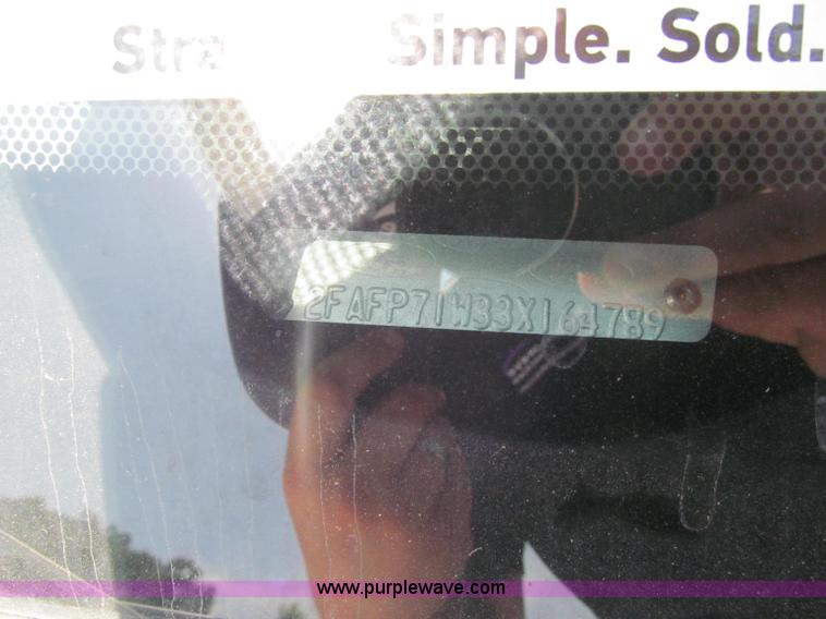 image for item J2679 2003 Ford Crown Victoria Police Interceptor