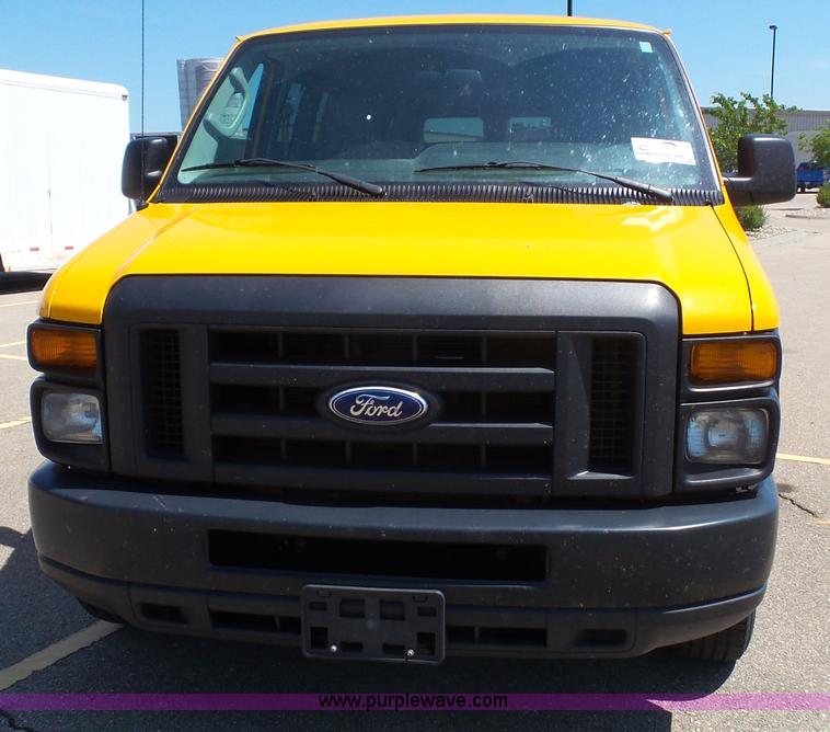 image for item J4844 2014 Ford E350 XL Super Duty Extended van