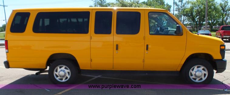 image for item J4844 2014 Ford E350 XL Super Duty Extended van