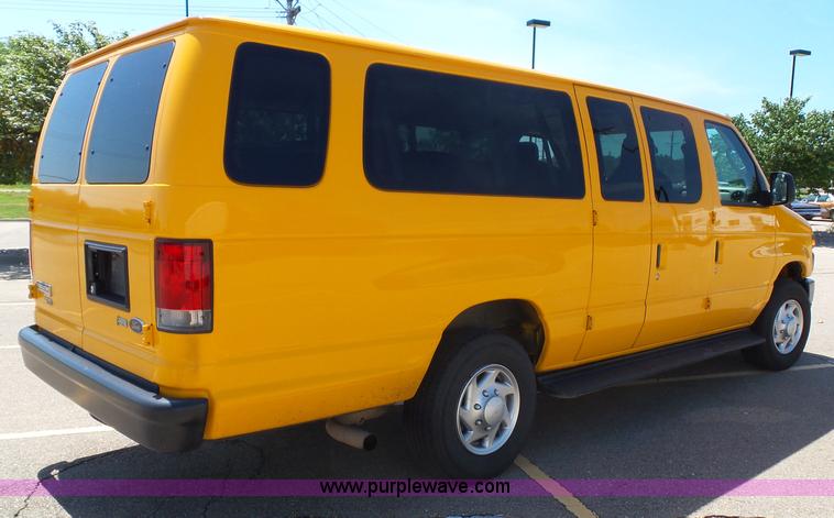 image for item J4844 2014 Ford E350 XL Super Duty Extended van