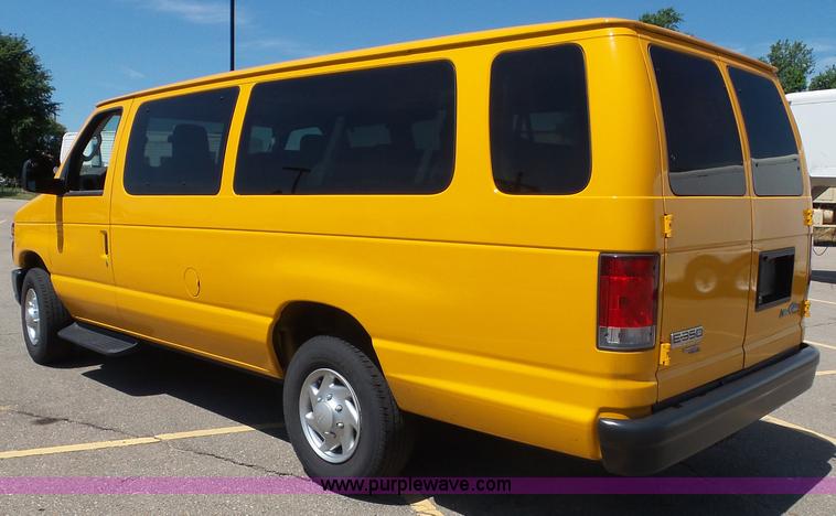 image for item J4844 2014 Ford E350 XL Super Duty Extended van