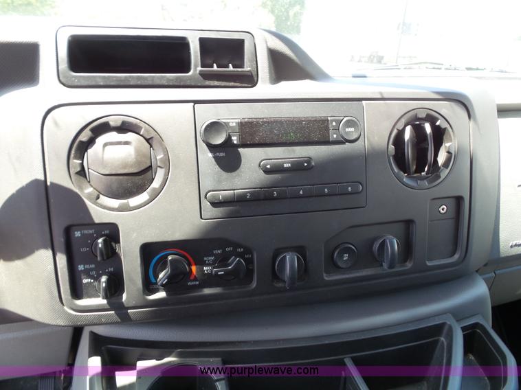 image for item J4844 2014 Ford E350 XL Super Duty Extended van