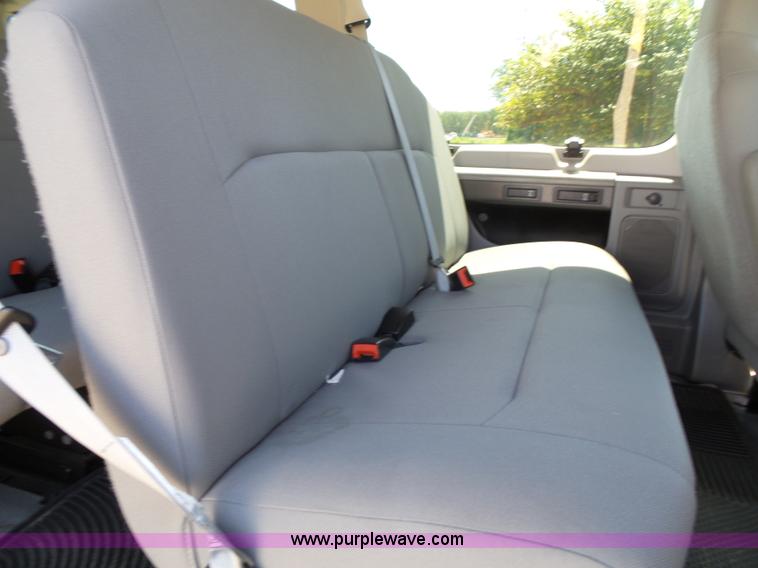 image for item J4844 2014 Ford E350 XL Super Duty Extended van