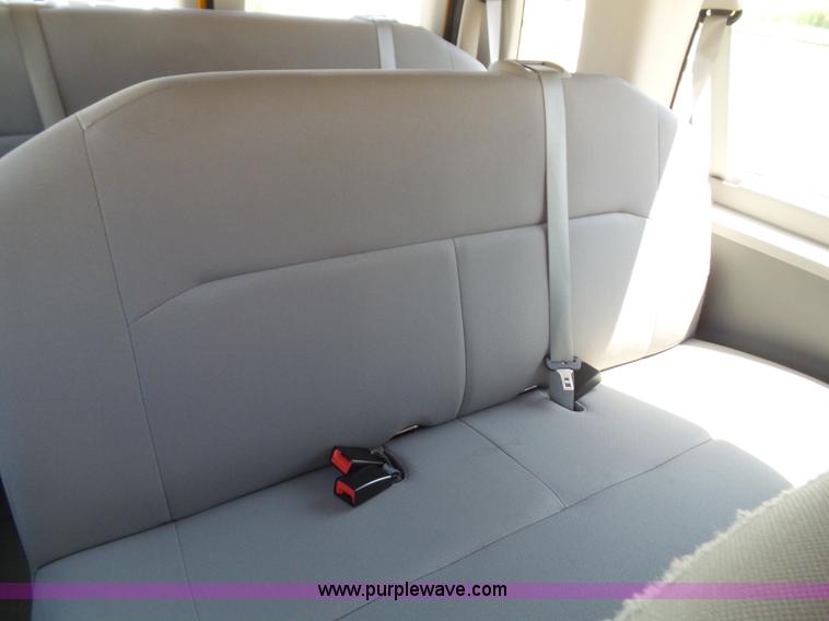 image for item J4844 2014 Ford E350 XL Super Duty Extended van