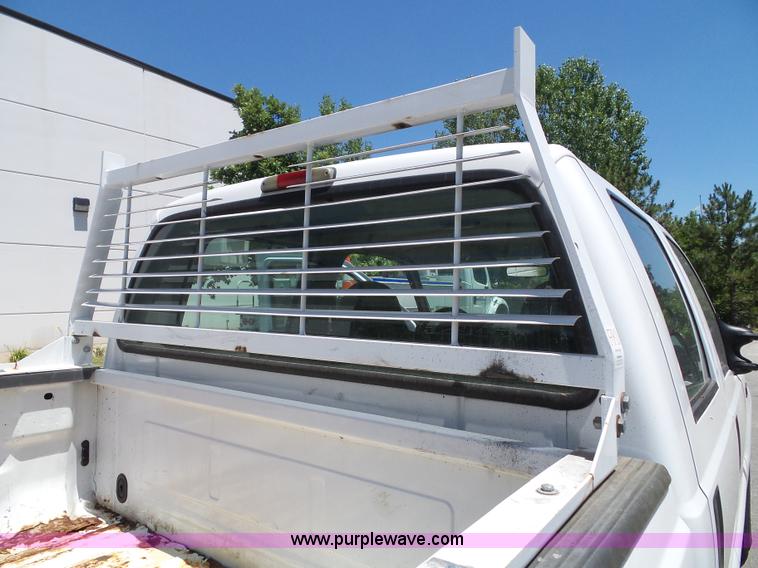 image for item J4855 2002 Ford F350 Super Duty XL Crew Cab pickup truck