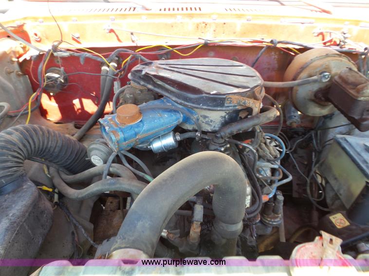 image for item J4856 1979 Ford F350 Custom tow truck