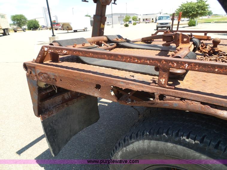 image for item J4856 1979 Ford F350 Custom tow truck