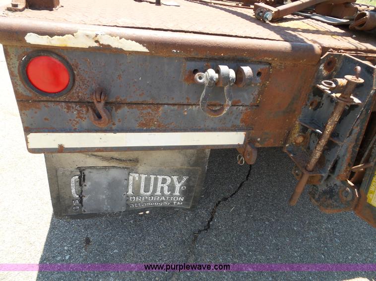 image for item J4856 1979 Ford F350 Custom tow truck