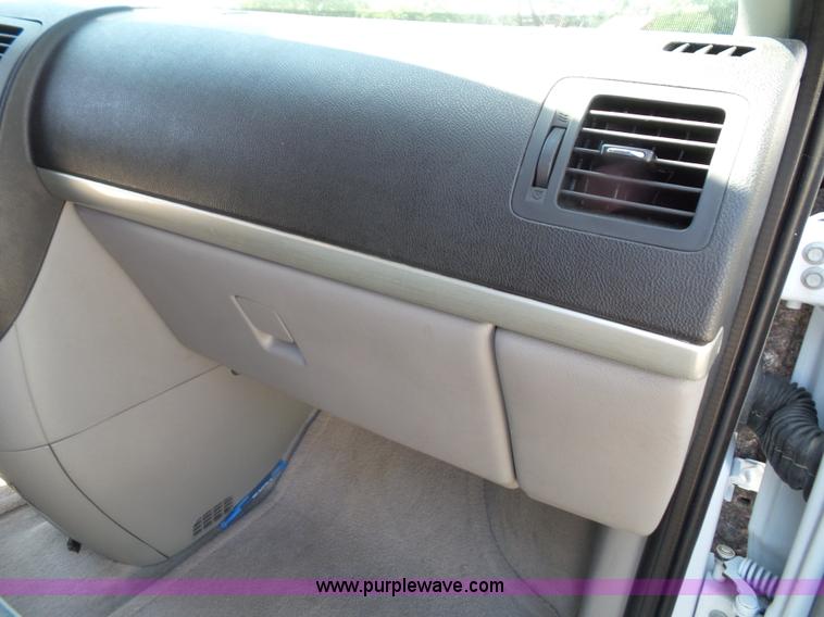 image for item J4860 2008 Chevrolet Uplander LS Ext. van