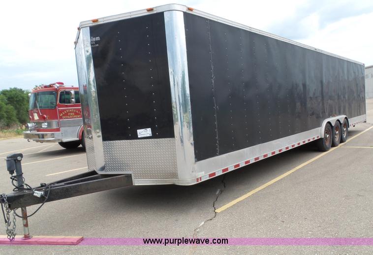 image for item J4874 2006 Vintage Millennium enclosed cargo trailer