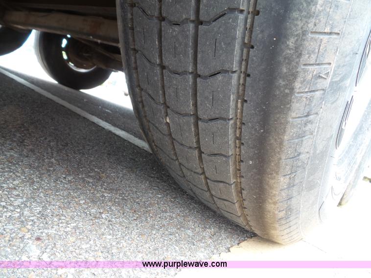 image for item J4874 2006 Vintage Millennium enclosed cargo trailer