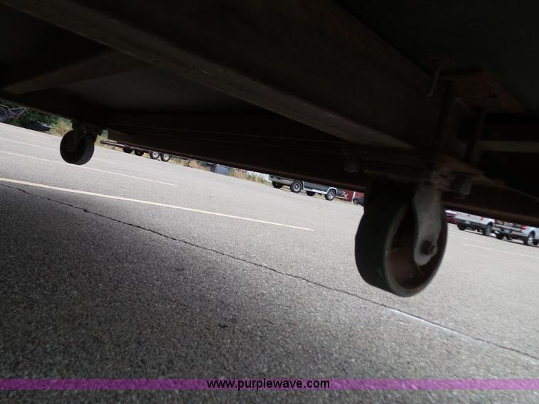 image for item J4874 2006 Vintage Millennium enclosed cargo trailer