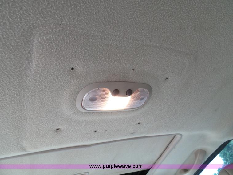 image for item J4891 2002 Cadillac Escalade SUV