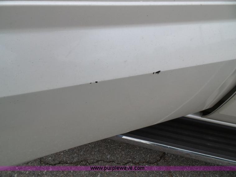 image for item J4891 2002 Cadillac Escalade SUV