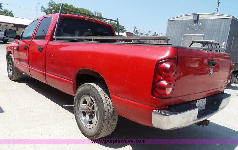 image for item J4893 2007 Dodge Ram 2500 HD Quad Cab pickup truck