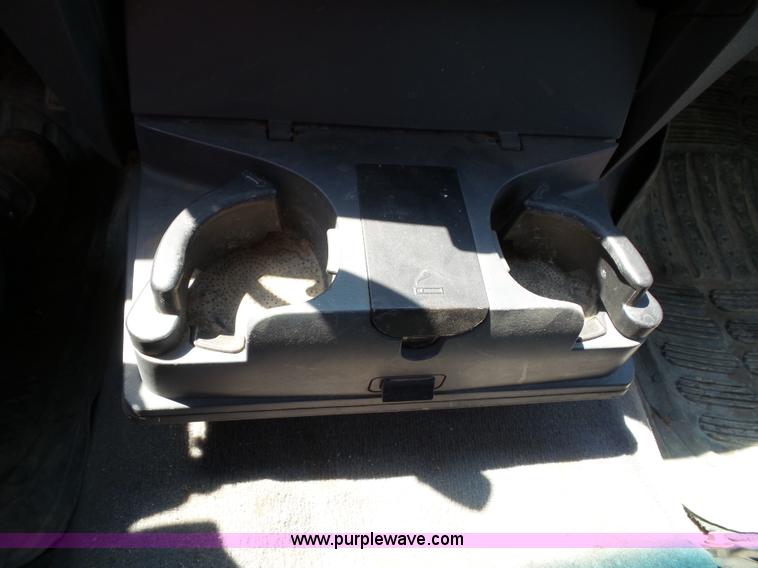 image for item J4893 2007 Dodge Ram 2500 HD Quad Cab pickup truck