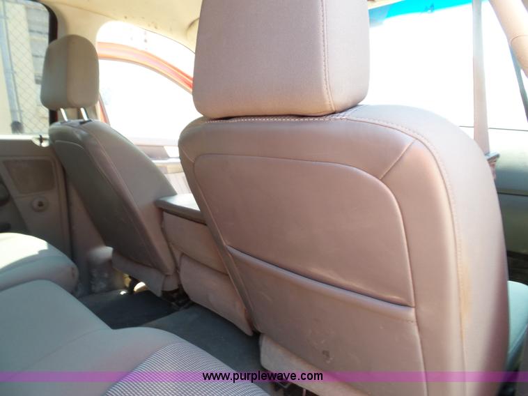 image for item J4893 2007 Dodge Ram 2500 HD Quad Cab pickup truck