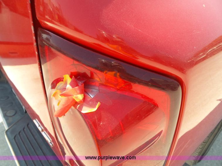 image for item J4893 2007 Dodge Ram 2500 HD Quad Cab pickup truck