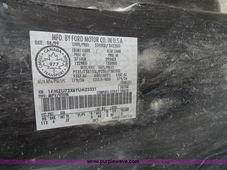 image for item J4894 2000 Ford Explorer XLS SUV