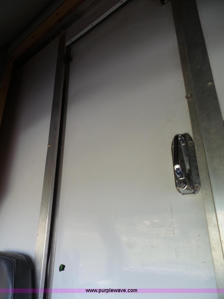 image for item J4895 1995 Ford Econoline E350 box truck