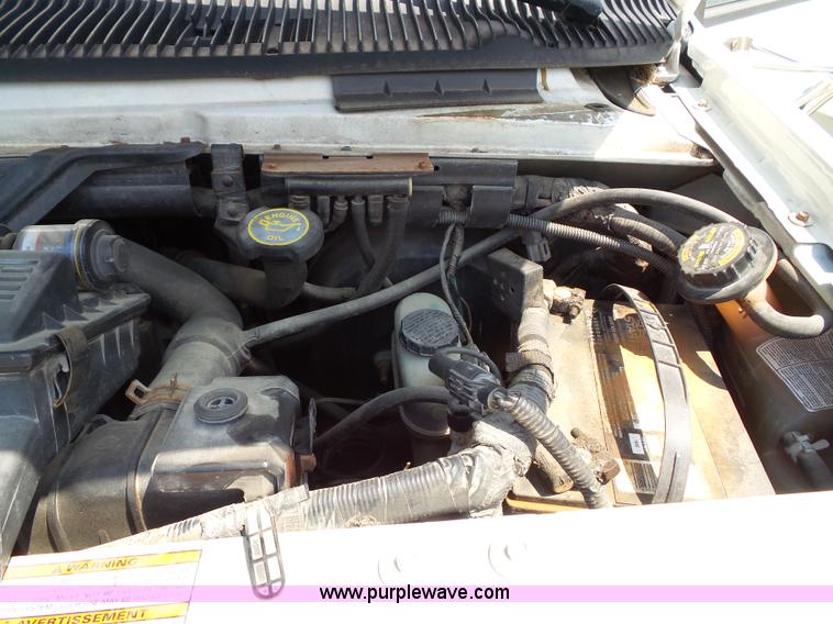 image for item J4895 1995 Ford Econoline E350 box truck