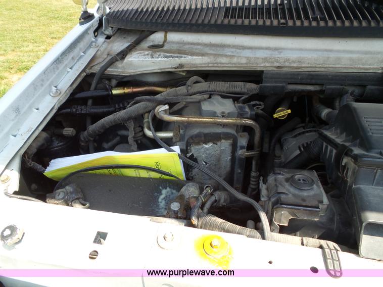 image for item J4895 1995 Ford Econoline E350 box truck