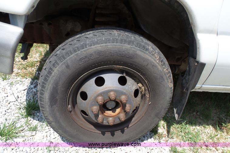 image for item J4895 1995 Ford Econoline E350 box truck