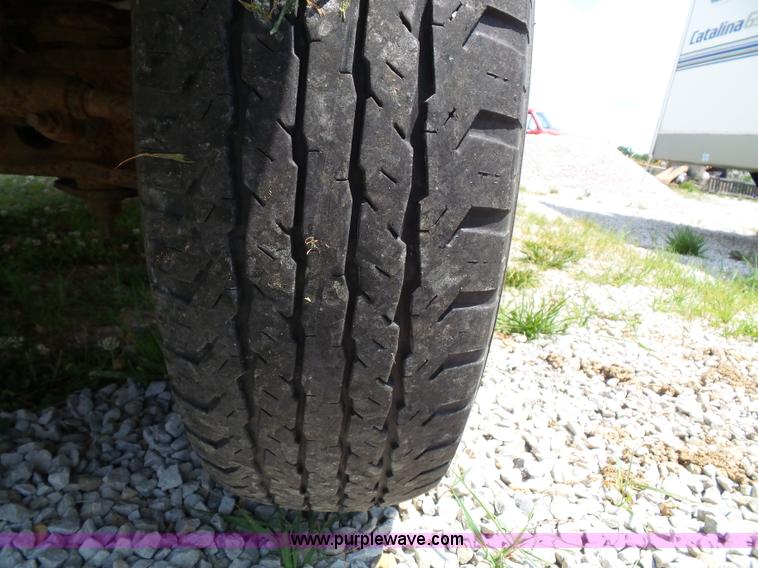 image for item J4895 1995 Ford Econoline E350 box truck