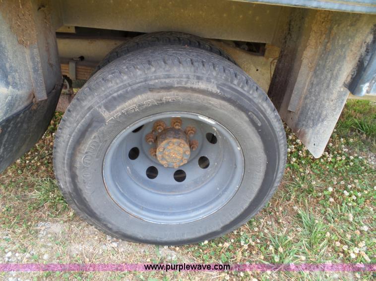 image for item J4895 1995 Ford Econoline E350 box truck