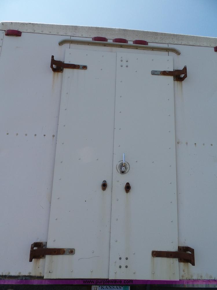 image for item J4895 1995 Ford Econoline E350 box truck