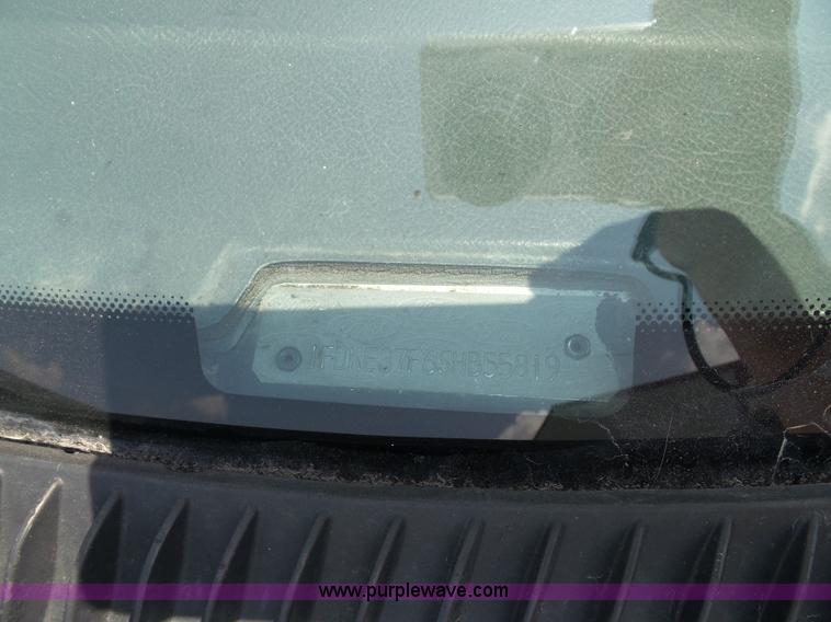 image for item J4895 1995 Ford Econoline E350 box truck