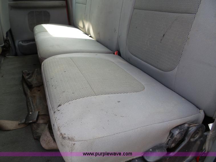 image for item J4900 2006 Ford F250 Super Duty SuperCab pickup truck