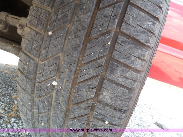 image for item J4900 2006 Ford F250 Super Duty SuperCab pickup truck