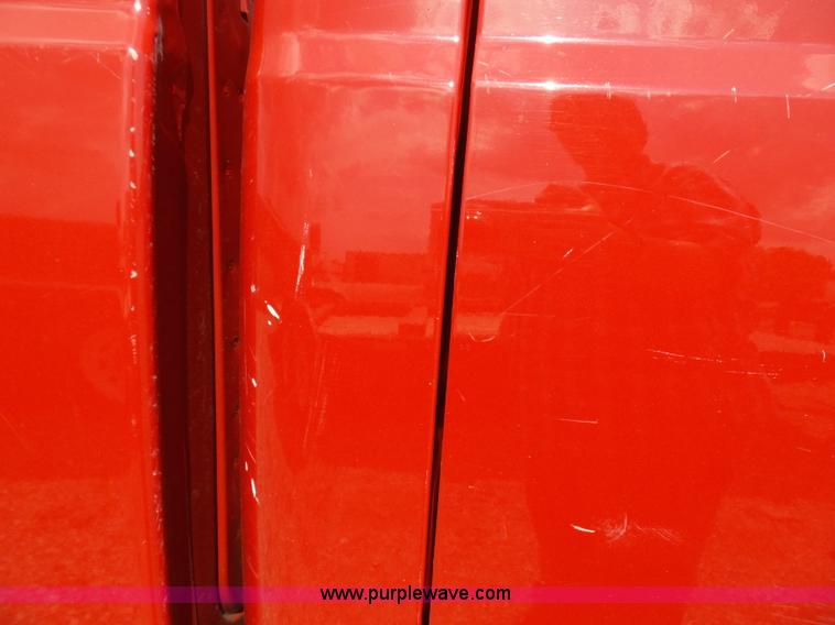 image for item J4900 2006 Ford F250 Super Duty SuperCab pickup truck