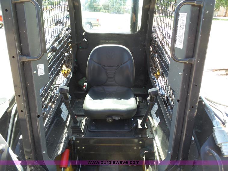 image for item J6046 2012 New Holland L220 skid steer