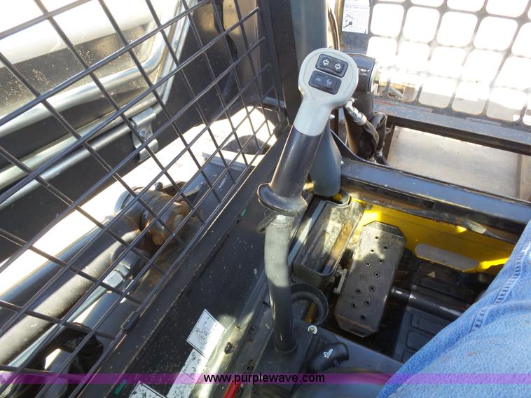 image for item J6046 2012 New Holland L220 skid steer