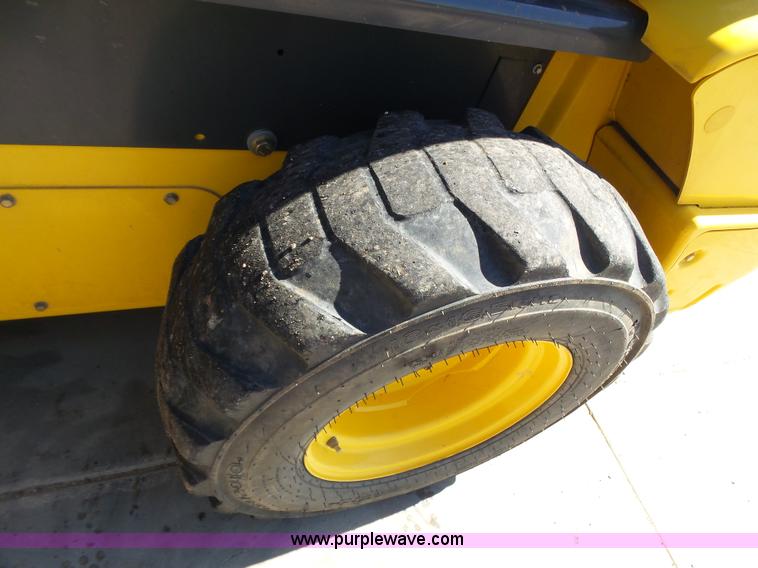 image for item J6046 2012 New Holland L220 skid steer
