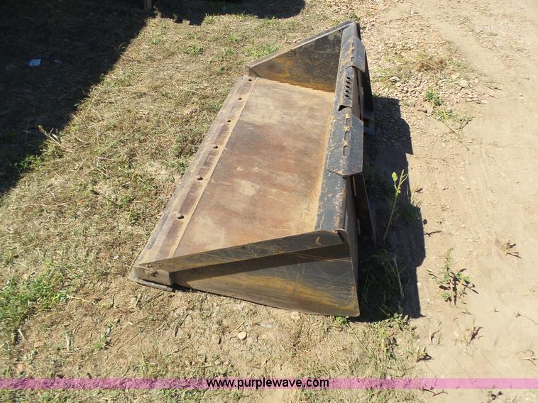 image for item J6046 2012 New Holland L220 skid steer