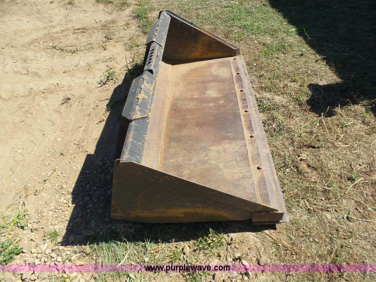 image for item J6046 2012 New Holland L220 skid steer